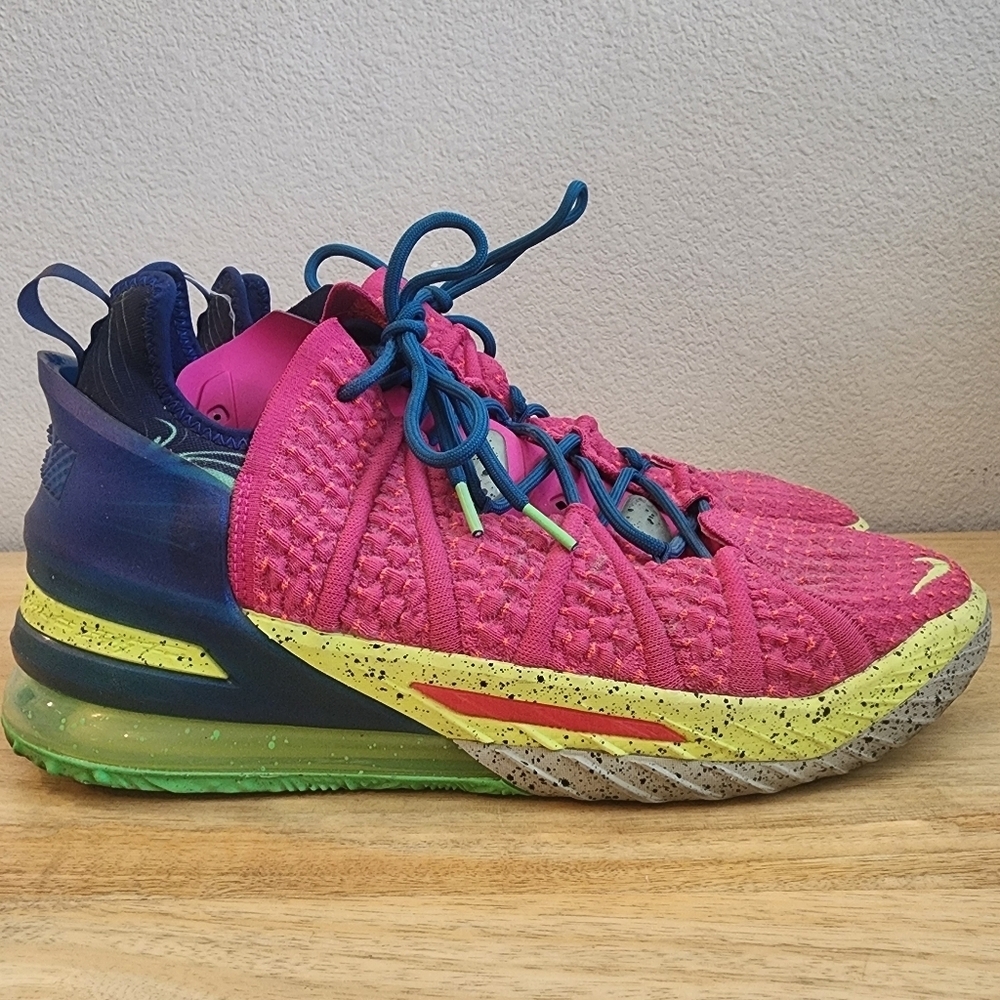 Nike Mens LeBron 18 'Los Angeles By Night' Basketball Shoes DB8148-600 Size 12